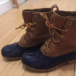 Women's L.L. Bean Boots (Navy, Size 7M)